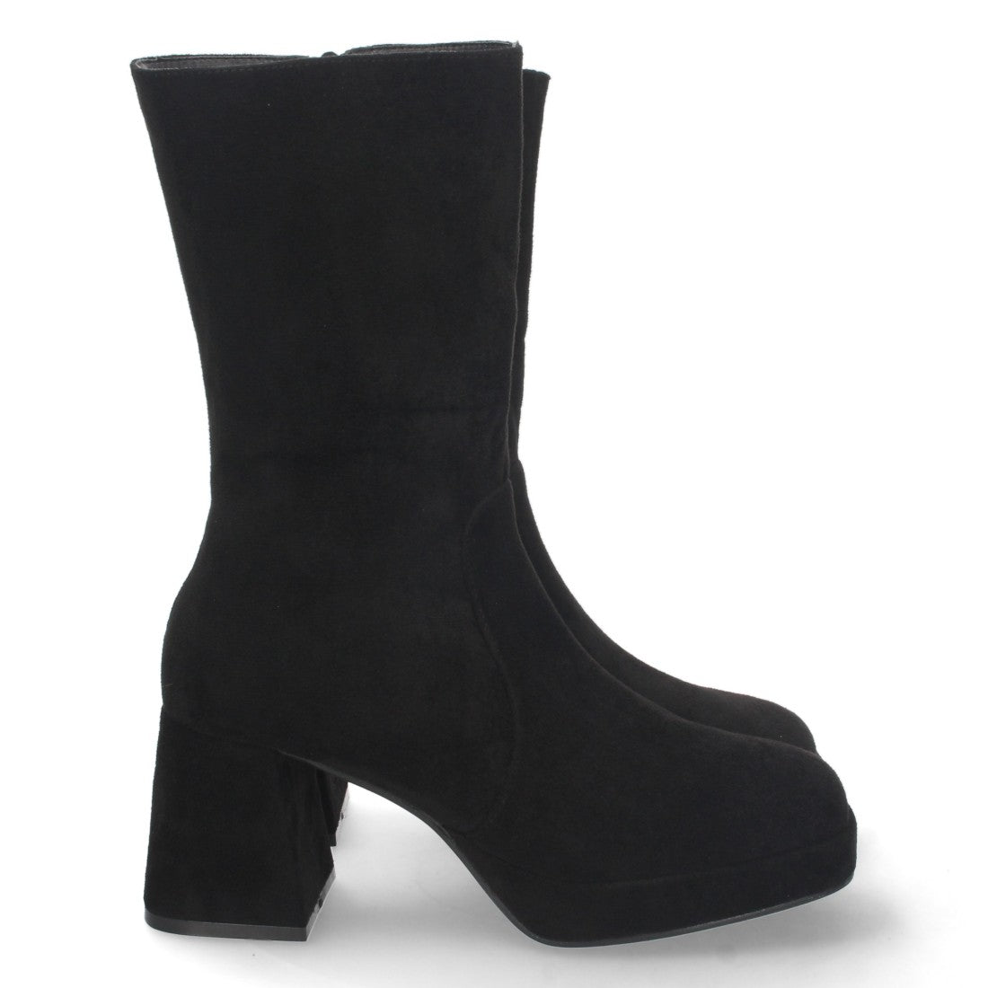 DY613-Negro