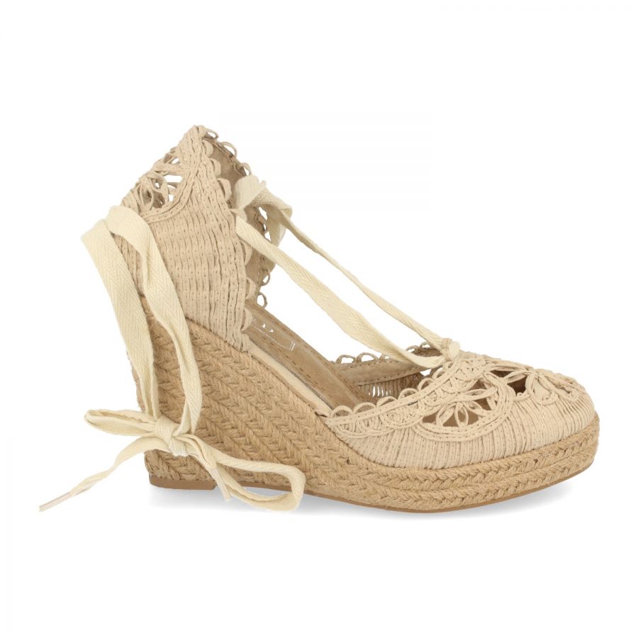 NAIE BEIGE